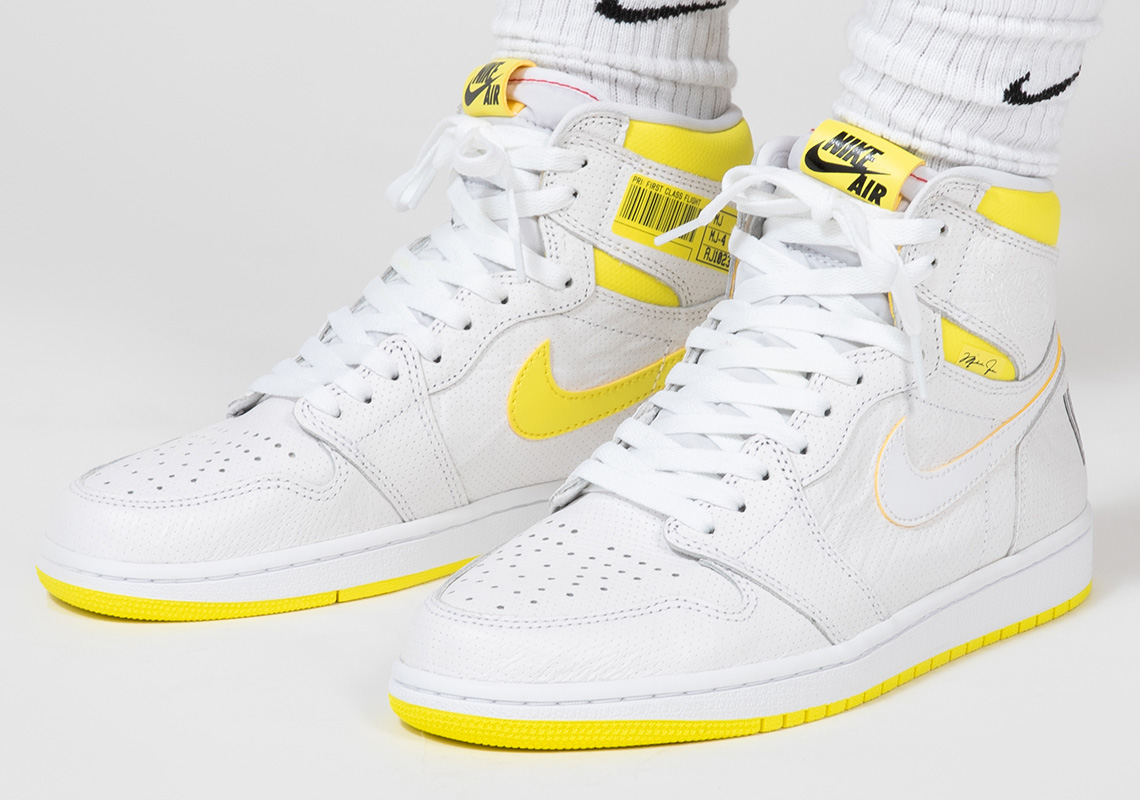 The first online jordan 1